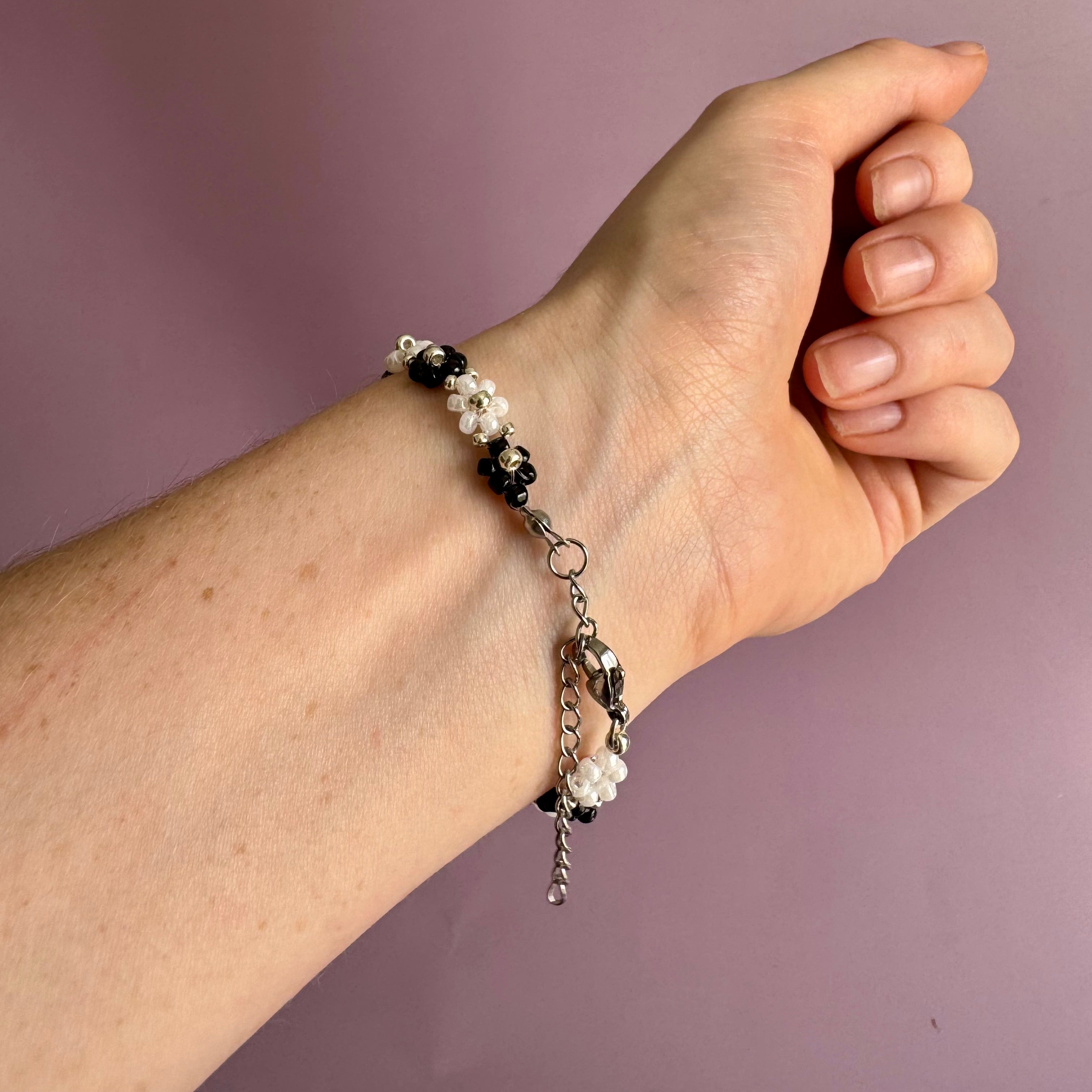 Black and White Miyuki Flower Bracelet | Sterling Silver