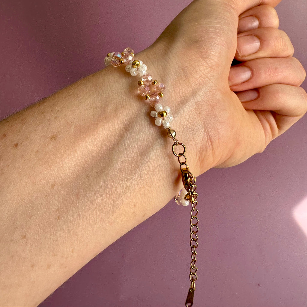 18k Gold Filled White Flower Bracelet with Rose Rondelles