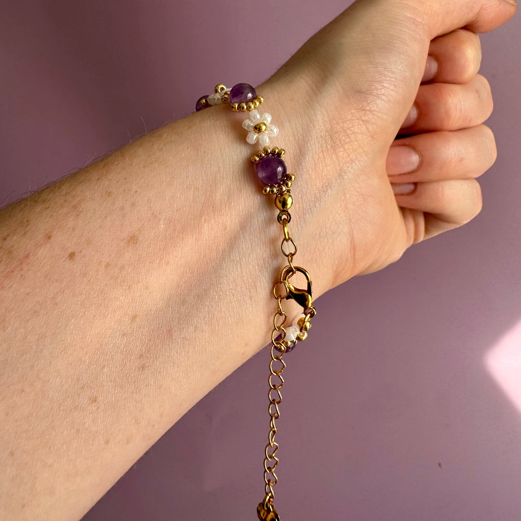 18k Gold Filled White Flower and Genuine Amethyst Bracelet